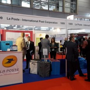 stand 2