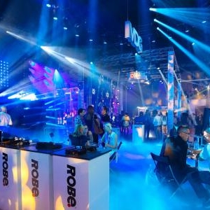lighting-floor-stage-prolight-sound-middle-east
